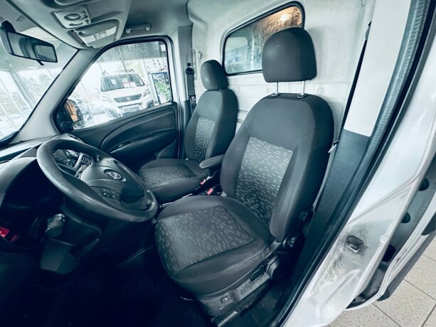 opel-combo-diesel-2012-big-9