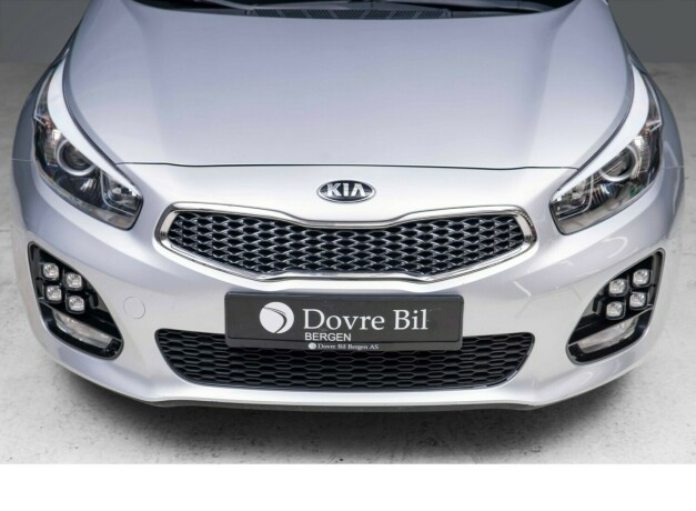 kia-cee039d-bensin-2018-big-4