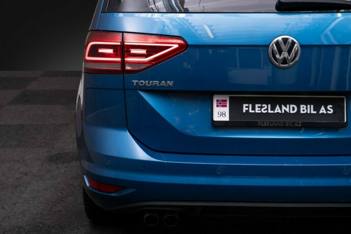 volkswagen-touran-bensin-2016-big-11