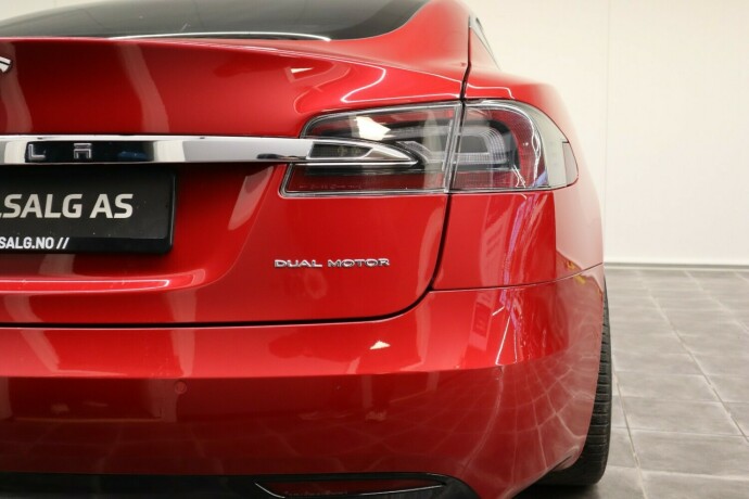 tesla-model-s-elektrisitet-2020-big-29