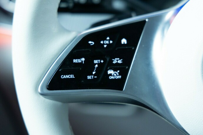 mercedes-benz-eqe-suv-elektrisitet-2023-big-21