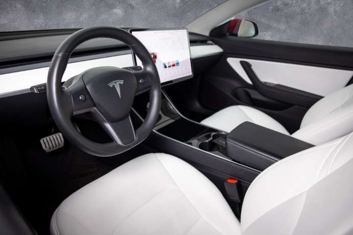 tesla-model-3-elektrisitet-2019-big-5