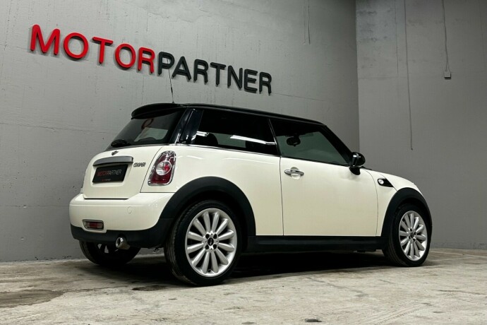 mini-cooper-diesel-2011-big-7