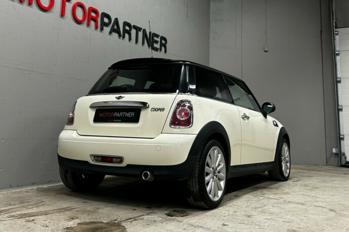 mini-cooper-diesel-2011-big-6