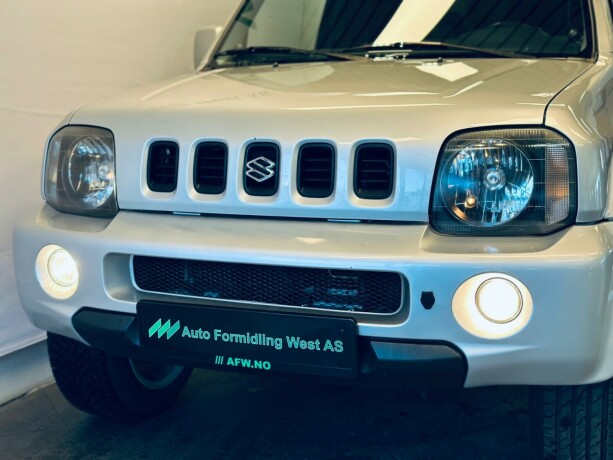 suzuki-jimny-bensin-2004-big-3