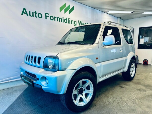 suzuki-jimny-bensin-2004-big-1