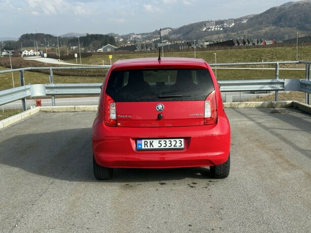 skoda-citigo-bensin-2013-big-5