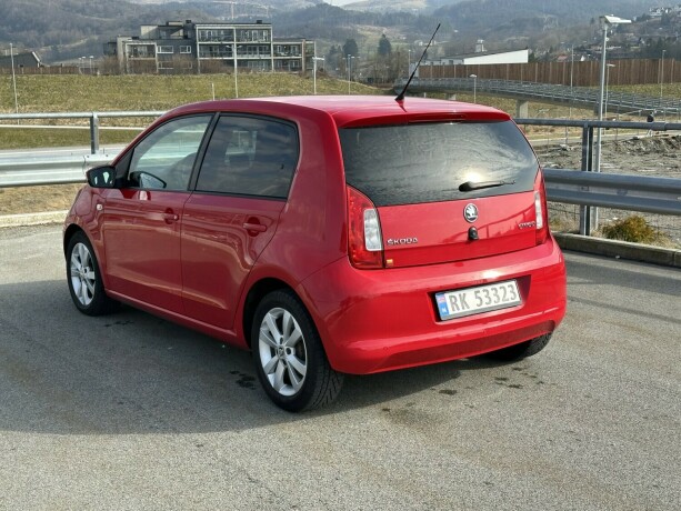 skoda-citigo-bensin-2013-big-4