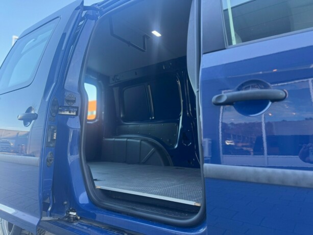 volkswagen-caddy-diesel-2020-big-16