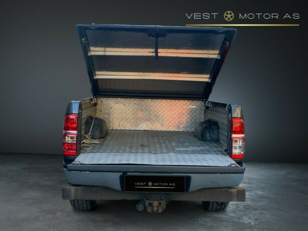 toyota-hilux-diesel-2014-big-6