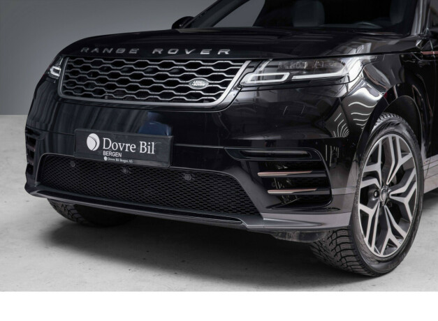 land-rover-range-rover-velar-bensin-2018-big-2