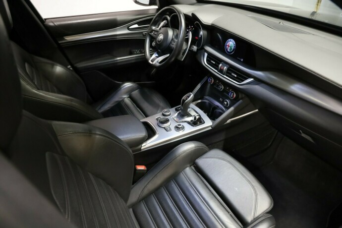 alfa-romeo-stelvio-diesel-2021-big-7