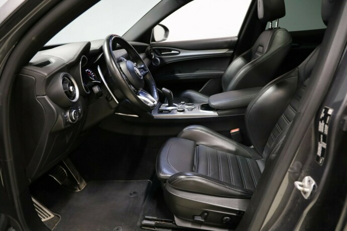 alfa-romeo-stelvio-diesel-2021-big-5