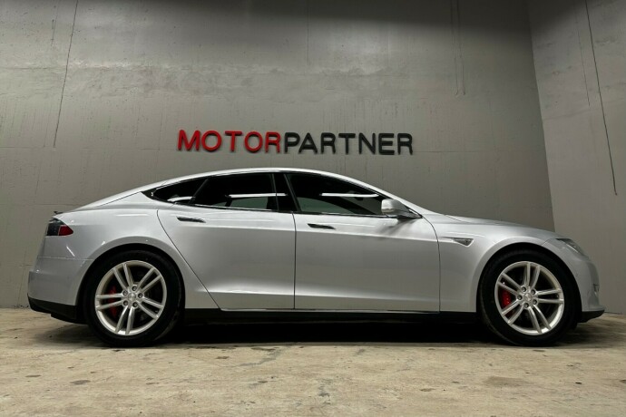 tesla-model-s-elektrisitet-2015-big-8