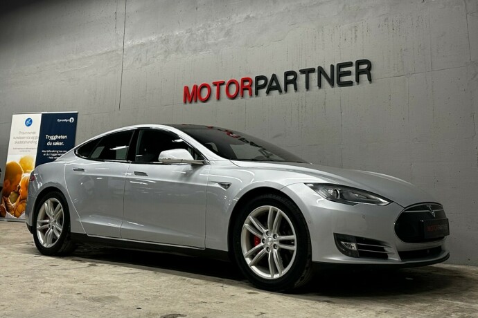 tesla-model-s-elektrisitet-2015-big-9