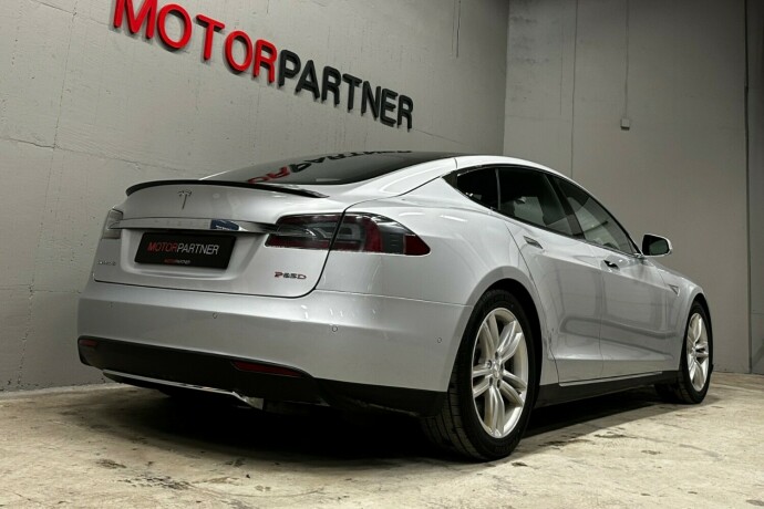 tesla-model-s-elektrisitet-2015-big-6