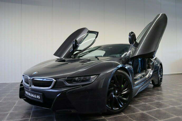 bmw-i8-elektrisitetbensin-2017-big-0