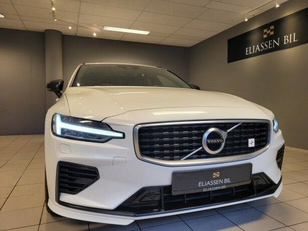 volvo-v60-elektrisitetbensin-2020-big-9