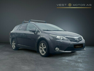 Toyota | Avensis | Bensin | 2015