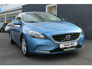 Volvo | V40 | Diesel | 2015