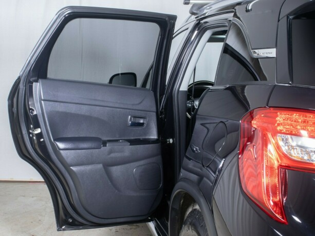 citroen-c4-aircross-diesel-2013-big-29