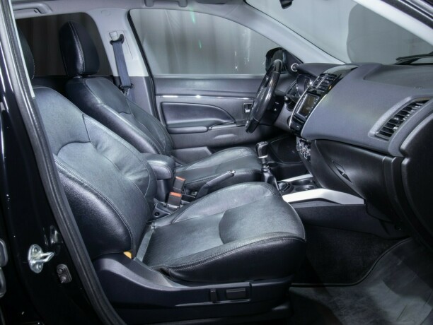 citroen-c4-aircross-diesel-2013-big-16