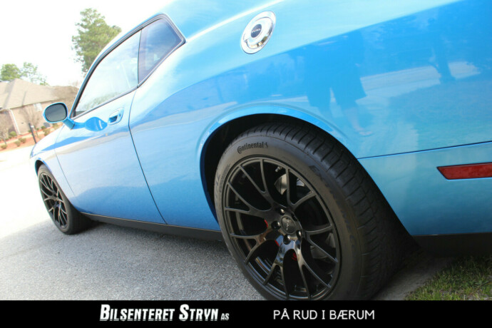 dodge-challenger-bensin-2009-big-11