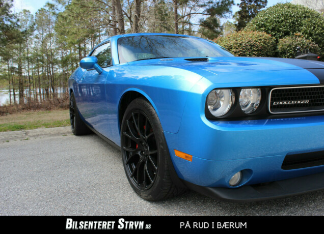 dodge-challenger-bensin-2009-big-25