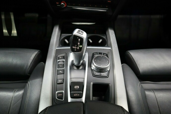 bmw-x5-elektrisitetbensin-2017-big-38