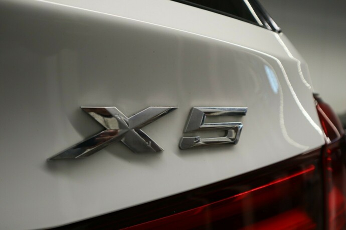 bmw-x5-elektrisitetbensin-2017-big-20