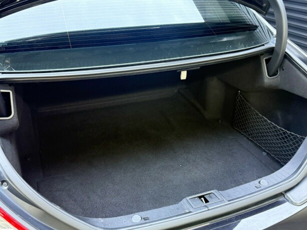 mercedes-benz-cls-bensin-2009-big-34