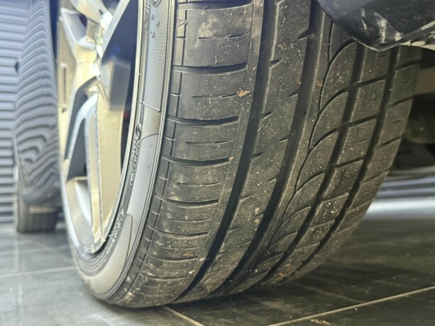 mercedes-benz-cls-bensin-2009-big-9