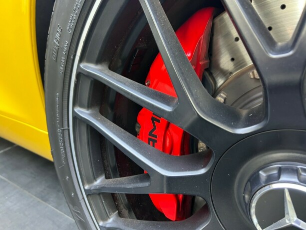 mercedes-benz-amg-gt-s-bensin-2015-big-14