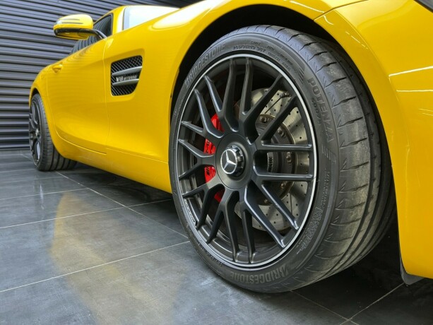 mercedes-benz-amg-gt-s-bensin-2015-big-13