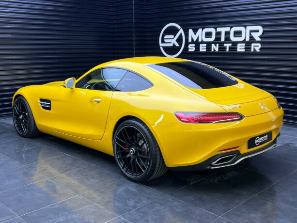 mercedes-benz-amg-gt-s-bensin-2015-big-1