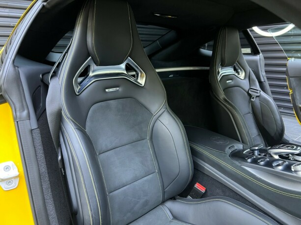 mercedes-benz-amg-gt-s-bensin-2015-big-39