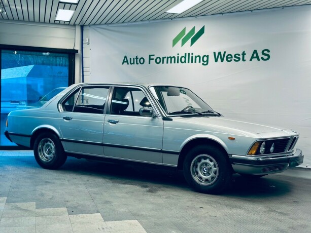 bmw-7-serie-bensin-1978-big-9