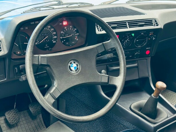 bmw-7-serie-bensin-1978-big-10