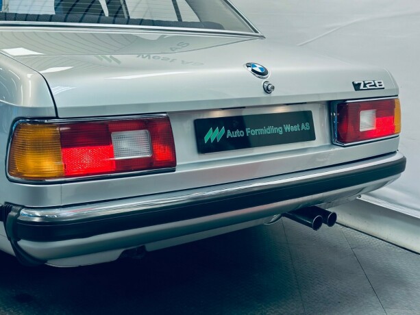 bmw-7-serie-bensin-1978-big-6