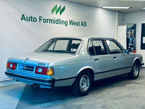 bmw-7-serie-bensin-1978-big-8