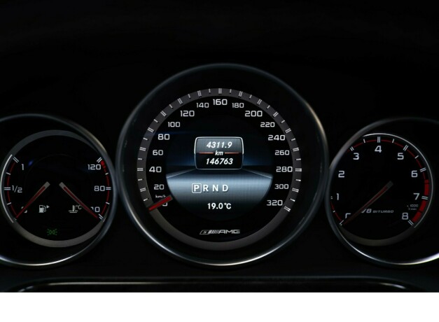 mercedes-benz-e-klasse-bensin-2013-big-17