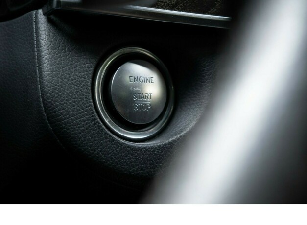 mercedes-benz-e-klasse-bensin-2013-big-22