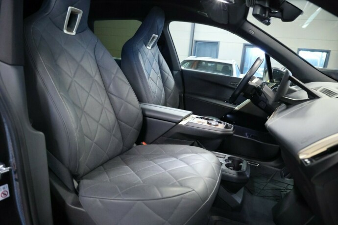 bmw-ix-xdrive-50-elektrisitet-2022-big-11