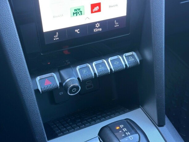 volkswagen-amarok-diesel-2023-big-24