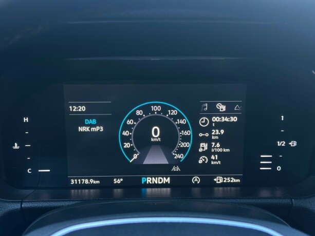 volkswagen-amarok-diesel-2023-big-13