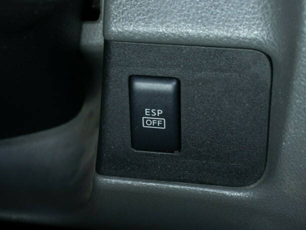 nissan-nv200-diesel-2015-big-30
