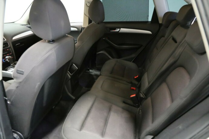 audi-q5-elektrisitetbensin-2011-big-9