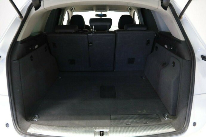 audi-q5-elektrisitetbensin-2011-big-10