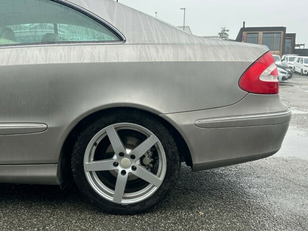 mercedes-benz-clk-bensin-2005-big-6