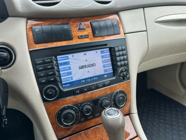 mercedes-benz-clk-bensin-2005-big-23